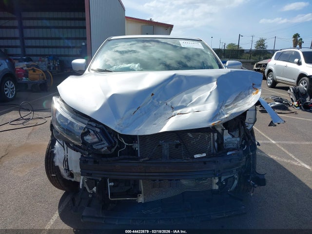 44422879 :رقم المزاد ، JN1BJ1AV8NW344544 vin ، 2022 Nissan Rogue Sport S Fwd Xtronic Cvt مزاد بيع