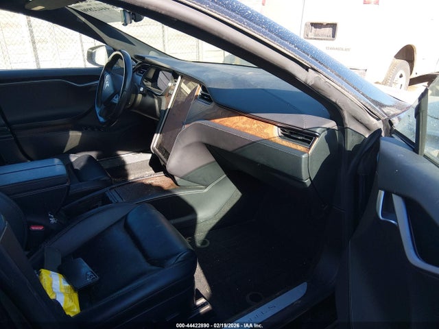 2021 TESLA MODEL S 5YJSA1E2XMF426534 Photo 4