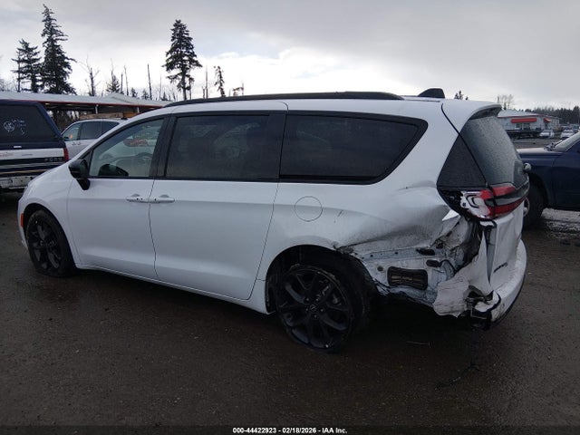 Chrysler Pacifica Limited 2025 2C4RC1GG0SR562299 Image 6