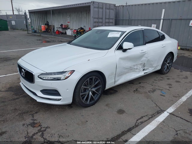 LVY102AKXJP056464 Volvo S90 T5 Momentum