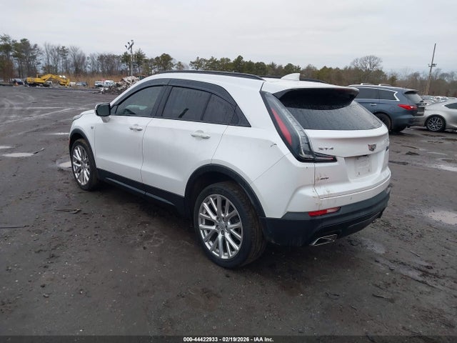 2023 CADILLAC XT4 1GYFZFR4XPF103713 Photo 2