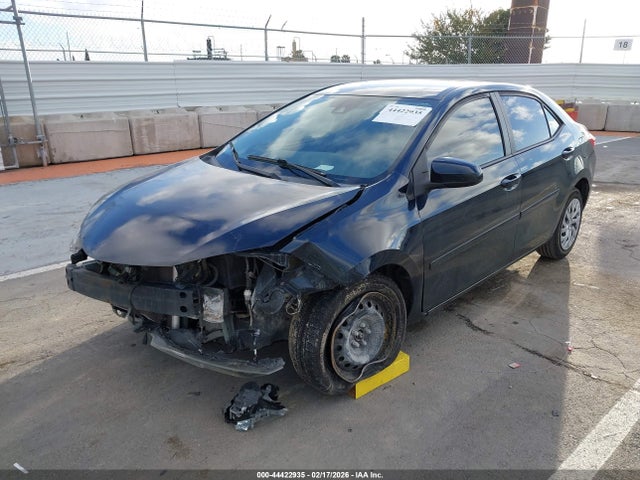 Toyota COROLLA LE 2019 5YFBURHE3KP932414 Image 2