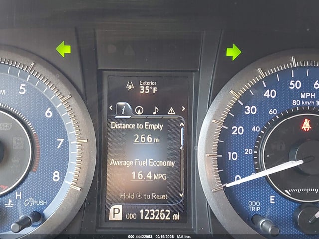 5TDYK3DCXFS563159 Toyota Sienna Xle Premium 8 Passenger