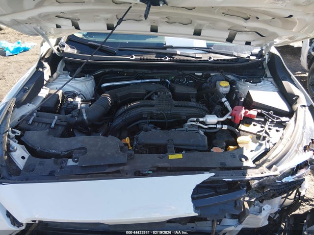 44422981 :رقم المزاد ، JF2GUADC7R8858661 vin ، 2024 Subaru Crosstrek Premium مزاد بيع