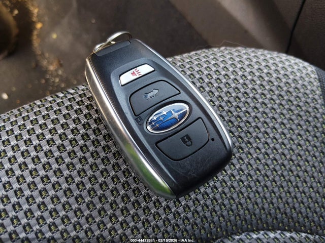 44422981 :رقم المزاد ، JF2GUADC7R8858661 vin ، 2024 Subaru Crosstrek Premium مزاد بيع