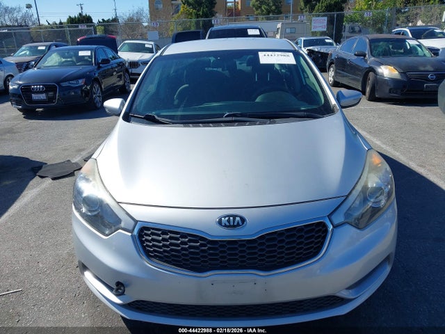 KNAFX4A6XG5537257 KIA FORTE LX