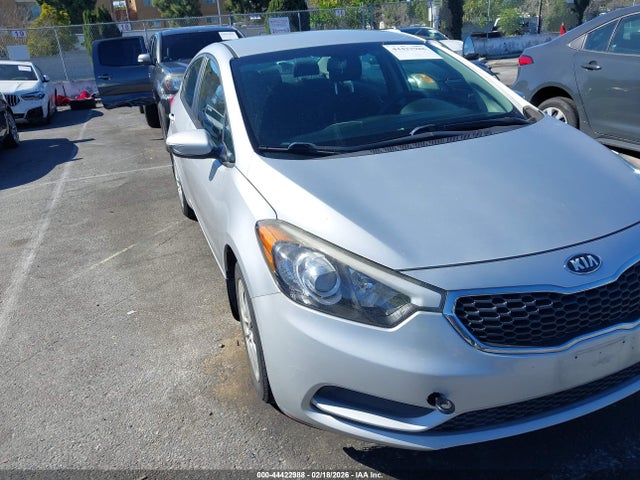 KNAFX4A6XG5537257 KIA FORTE LX