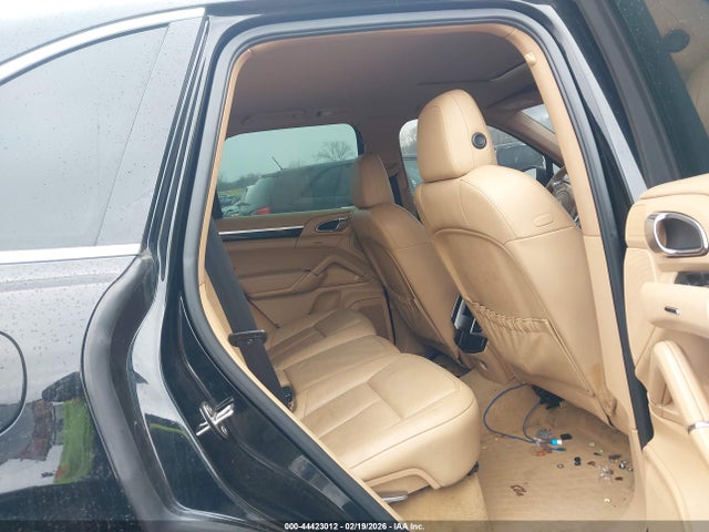Auction sale of the 2011 Porsche Cayenne, vin: WP1AA2A24BLA08664, lot number: 44423012