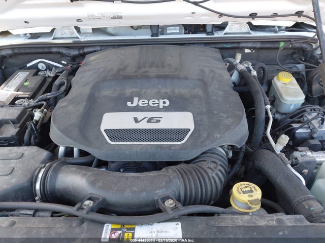 2016 Jeep Wrangler Unlimited Black Bear მანქანა იყიდება აუქციონზე, vin: 1C4BJWDG2GL192465, აუქციონის ნომერი: 44423014