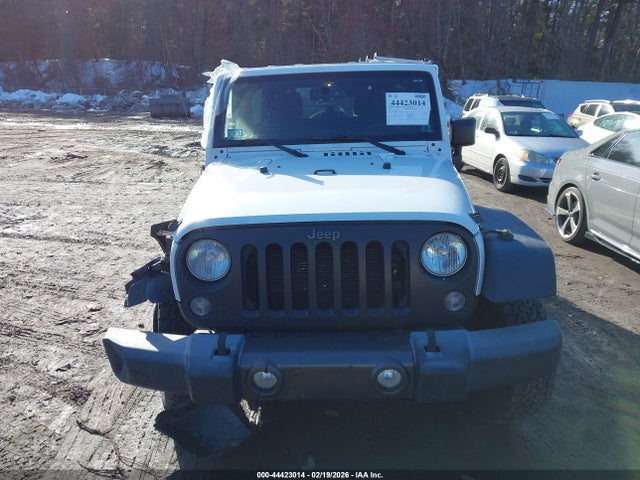 2016 Jeep Wrangler Unlimited Black Bear მანქანა იყიდება აუქციონზე, vin: 1C4BJWDG2GL192465, აუქციონის ნომერი: 44423014