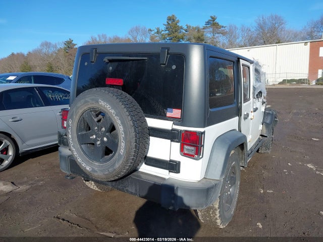2016 Jeep Wrangler Unlimited Black Bear მანქანა იყიდება აუქციონზე, vin: 1C4BJWDG2GL192465, აუქციონის ნომერი: 44423014