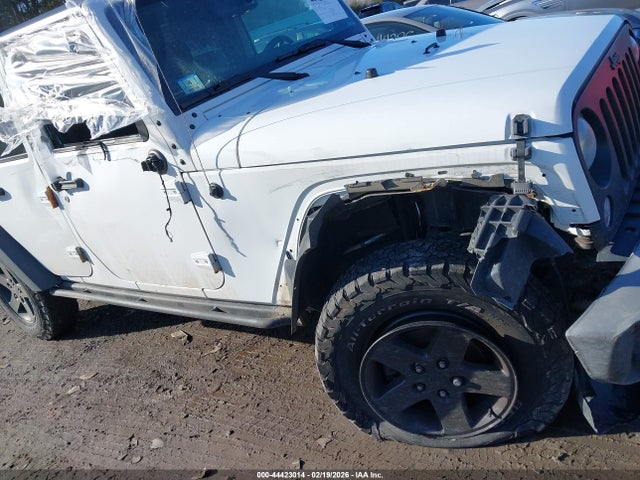 2016 Jeep Wrangler Unlimited Black Bear მანქანა იყიდება აუქციონზე, vin: 1C4BJWDG2GL192465, აუქციონის ნომერი: 44423014