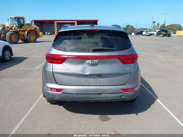 KNDPNCACXJ7328321 KIA Sportage Ex