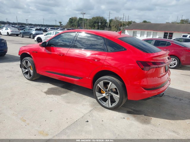 2022 AUDI E-TRON SPORTBACK WA13AAGE2NB003957 Photo 2