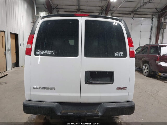 1GJZ7NFP8P1119576 GMC Savana Passenger Rwd 3500 Extended Wheelbase Ls