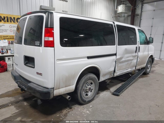 1GJZ7NFP8P1119576 GMC Savana Passenger Rwd 3500 Extended Wheelbase Ls