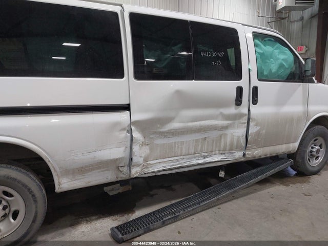 1GJZ7NFP8P1119576 GMC Savana Passenger Rwd 3500 Extended Wheelbase Ls