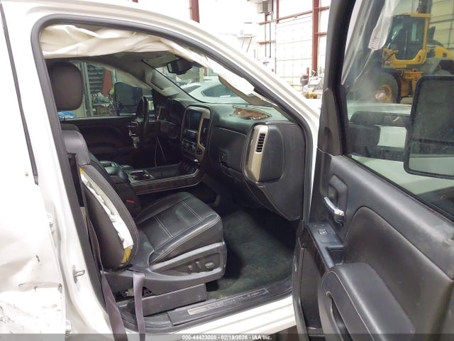 44423088 :رقم المزاد ، 1GT424E8XFF547476 vin ، 2015 Gmc Sierra 3500hd Denali مزاد بيع