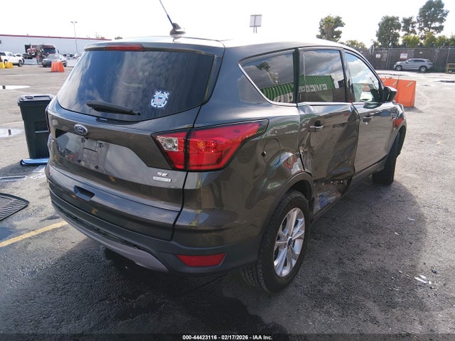 1FMCU0GD8KUB04916 Ford ESCAPE SE