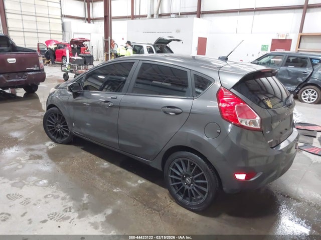 Ford FIESTA SE 2016 3FADP4EJ4GM176018 Image 3