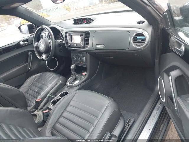 Продажа на аукционе авто 2013 Volkswagen Beetle R-line, vin: 3VWVT7AT7DM684964, номер лота: 44423126
