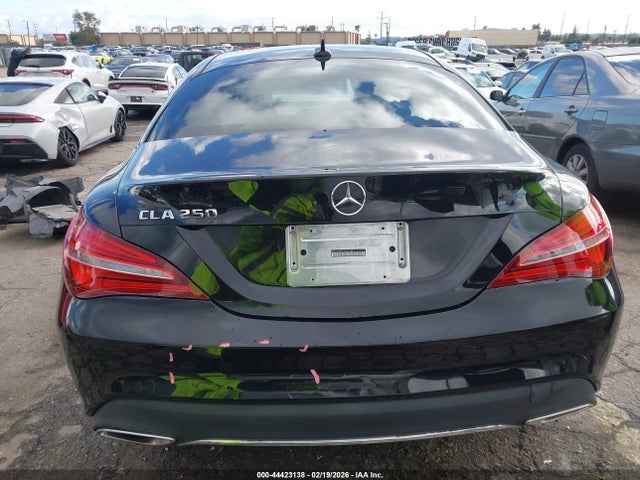 Mercedes-Benz CLA 250 2018 WDDSJ4EB7JN653183 Image 17