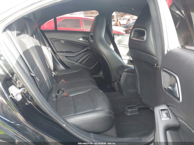 Mercedes-Benz CLA 250 2018 WDDSJ4EB7JN653183 Image 8