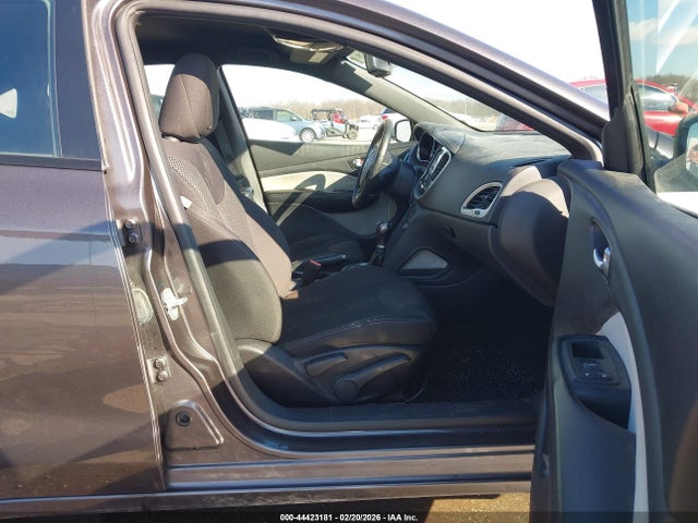 2015 Dodge Dart Sxt მანქანა იყიდება აუქციონზე, vin: 1C3CDFBB3FD131920, აუქციონის ნომერი: 44423181