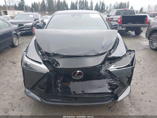 2023 LEXUS RZ 450E JTJAAAAB1PA019407 Photo 5