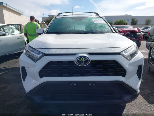 Toyota Rav4 Hybrid Le 2025 JTMMWRFV2SD313375 Image 13