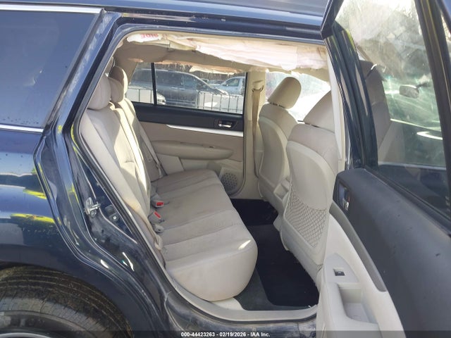 44423263 :رقم المزاد ، 4S4BRCCC5D3285039 vin ، 2013 Subaru Outback 2.5i Premium مزاد بيع