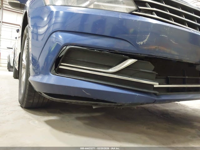 Продаж на аукціоні авто 2016 Volkswagen Passat 1.8t S, vin: 1VWAT7A31GC065815, номер лоту: 44423271