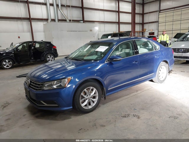 Продаж на аукціоні авто 2016 Volkswagen Passat 1.8t S, vin: 1VWAT7A31GC065815, номер лоту: 44423271