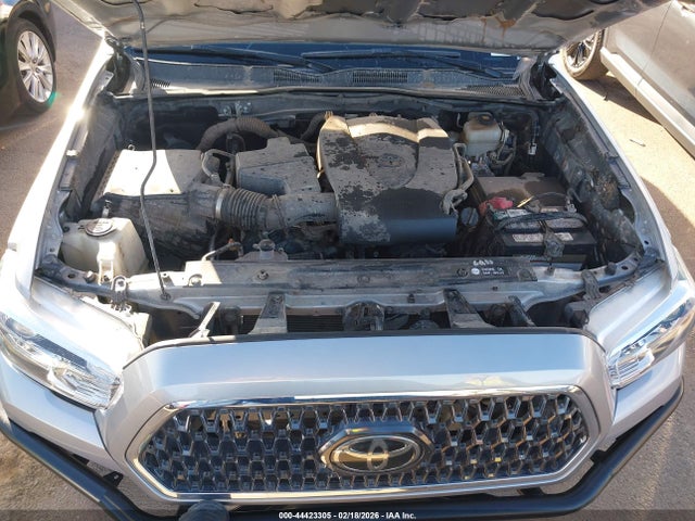 3TMCZ5AN6KM212363 Toyota Tacoma Trd Off Road