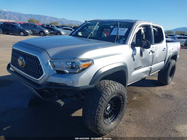 3TMCZ5AN6KM212363 Toyota Tacoma Trd Off Road