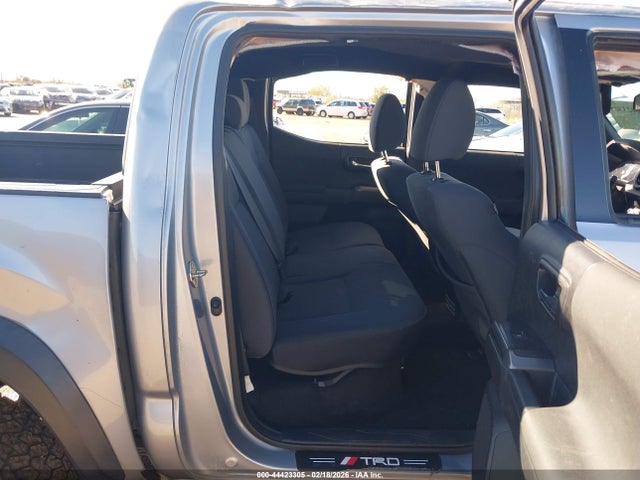 3TMCZ5AN6KM212363 Toyota Tacoma Trd Off Road
