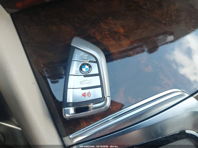 WBAJA5C55JWA57685 BMW 530I