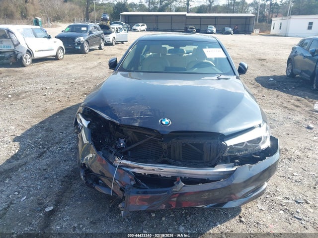 WBAJA5C55JWA57685 BMW 530I
