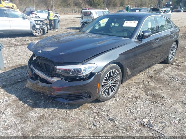 WBAJA5C55JWA57685 BMW 530I