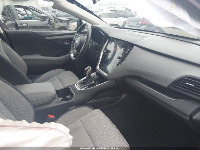 4S4BTACC9S3196268 Subaru Outback Premium