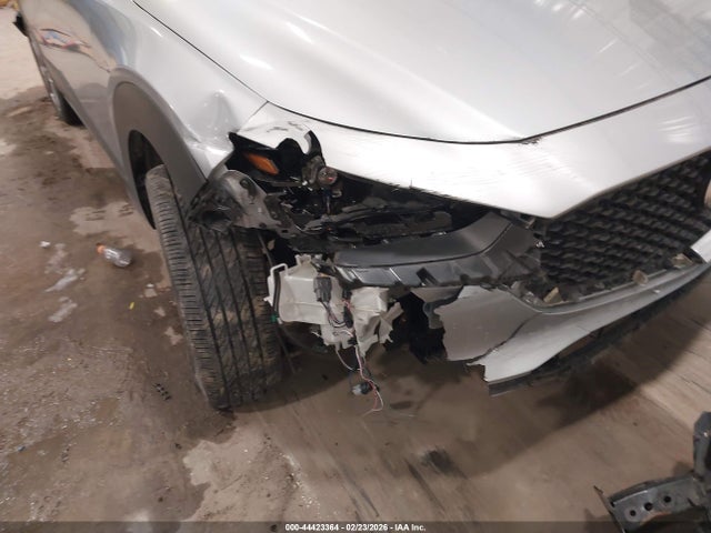 3MVDMBBL1MM272003 Mazda Cx-30 Select