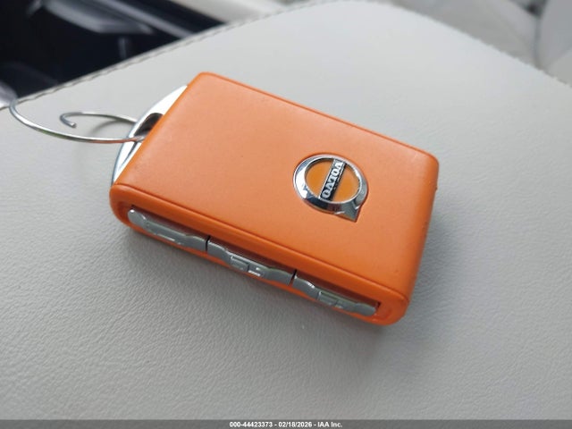 2022 VOLVO XC90 YV4A221L0N1852155 Photo 10