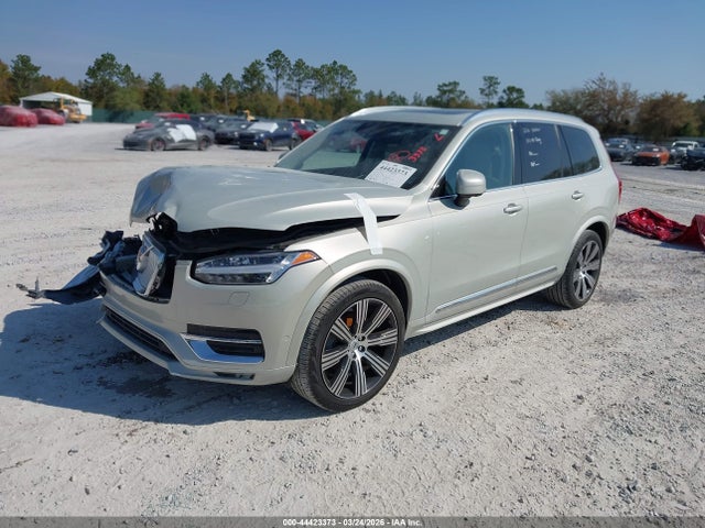 2022 VOLVO XC90 YV4A221L0N1852155 Photo 1