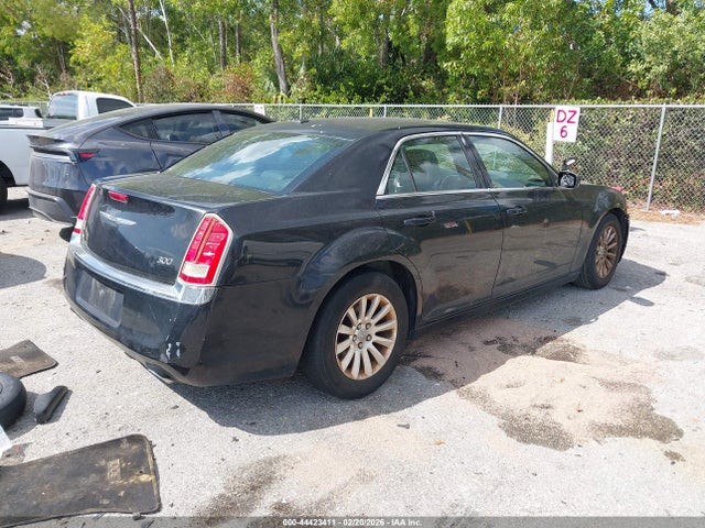 2013 Chrysler 300 Motown მანქანა იყიდება აუქციონზე, vin: 2C3CCAAG4DH561474, აუქციონის ნომერი: 44423411