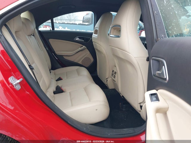 Продажа на аукционе авто 2014 Mercedes-benz Cla 250 4matic, vin: WDDSJ4GB7EN157254, номер лота: 44423415