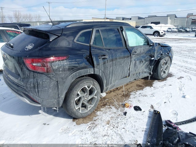 2025 CHEVROLET TRAX KL77LHEP5SC011715 Photo 3