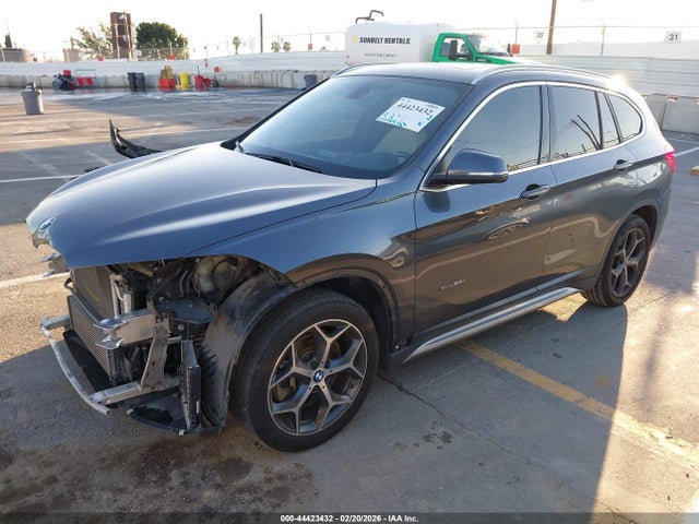 2018 BMW X1 WBXHT3C33J5F89654 Photo 1