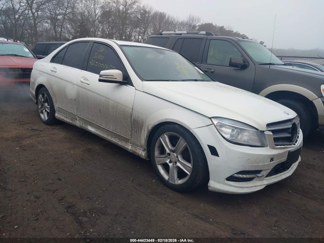 44423449 :رقم المزاد ، WDDGF8BBXBR180490 vin ، 2011 Mercedes-benz C 300 Luxury 4matic/sport 4matic مزاد بيع