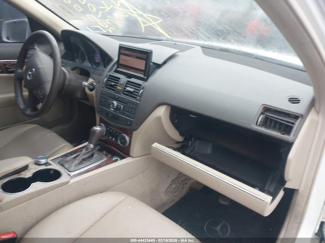 Aukcja sprzedaży 2011 Mercedes-benz C 300 Luxury 4matic/sport 4matic, vin: WDDGF8BBXBR180490, numer aukcji: 44423449