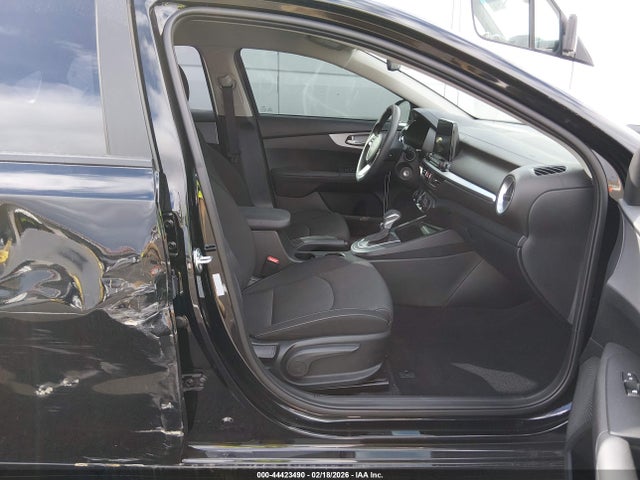 3KPF24AD7RE801509 KIA Forte Lxs